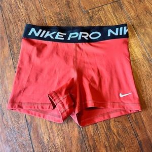 Nike athletic spandex shorts